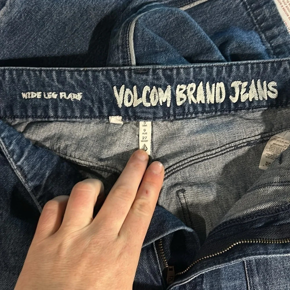 VOLCOM Retro Blue Wide Leg Flare Jeans - Picture 11 of 13